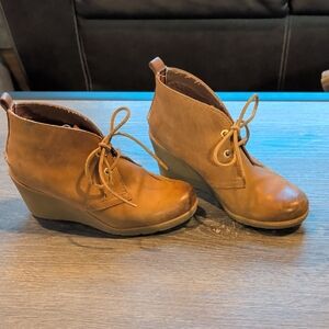 Sperry Tan Lace-Up Wedge Ankle Boots